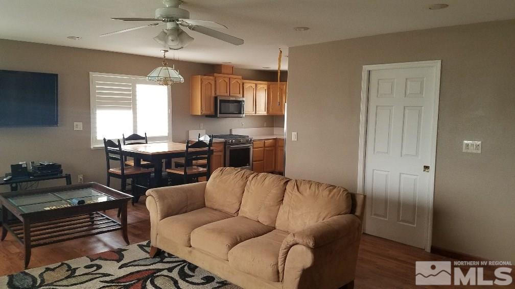 205 Scarlet Way Fernley, NV 89408 - Photo 3 of 13 Photo 3