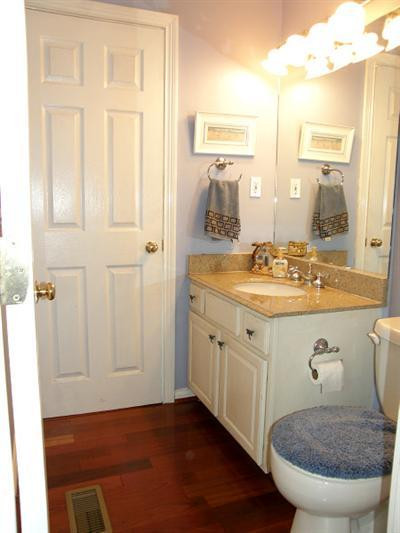 4228 Ridgewater Drive Lexington, KY 40515 - Photo 12 of 35 Half Bath
