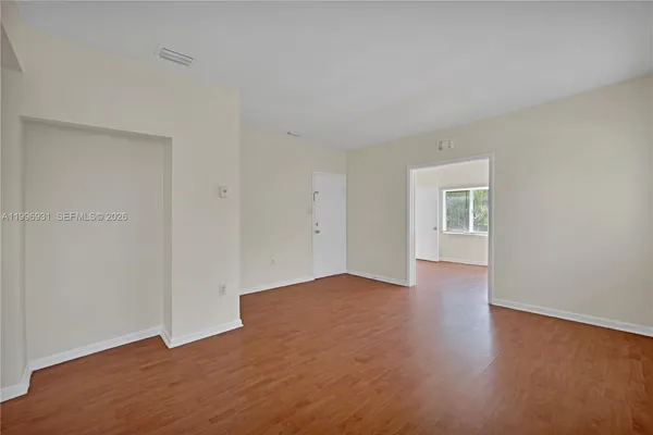 $2,100 | 109 Northwest 6th Avenue, Unit 8, Miami, FL 33128
