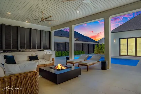 $885,000 | 1072 Winterberry Lane, Shreveport, LA 71106