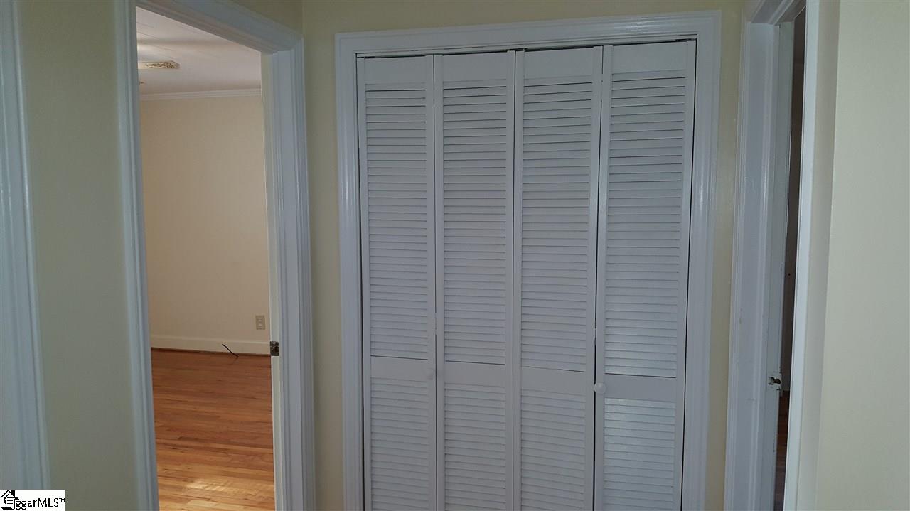 210 Meadow Road Laurens, SC 29360 - Photo 12 of 17 Gallery Image 12