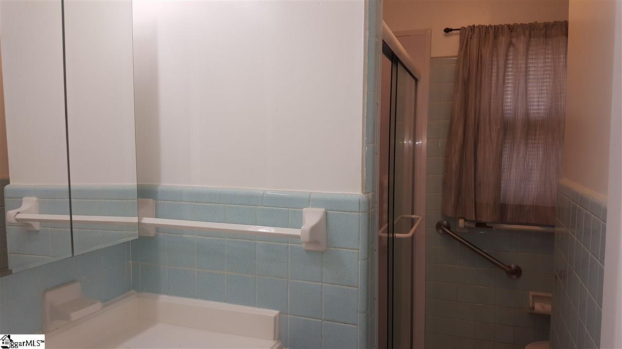 210 Meadow Road Laurens, SC 29360 - Photo 17 of 17 Gallery Image 17