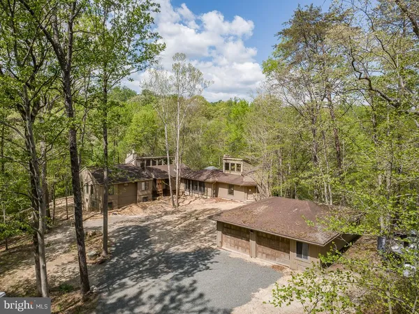 $899,900 | 7322 Lackawanna Drive, Springfield, VA 22150
