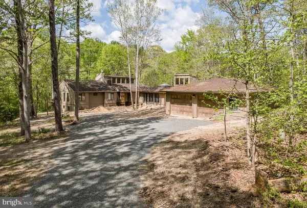 $899,900 | 7322 Lackawanna Drive, Springfield, VA 22150
