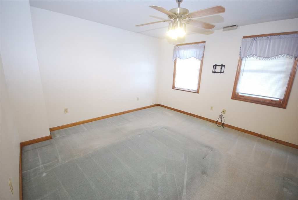 44-46 Middle Street Springfield, MA 01104 - Photo 11 of 42