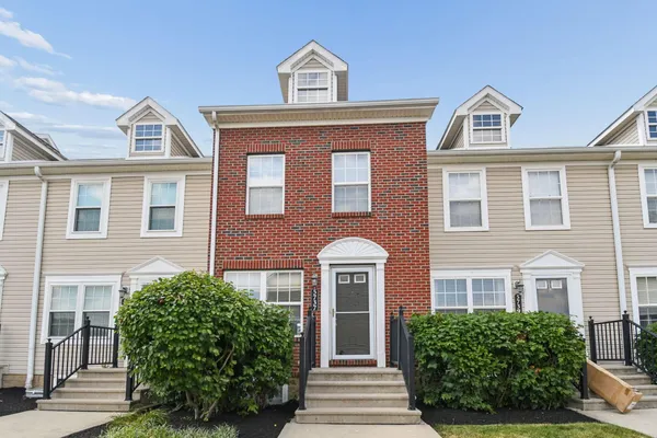 $289,900 | 5737 High Rock Drive, Westerville, OH 43081