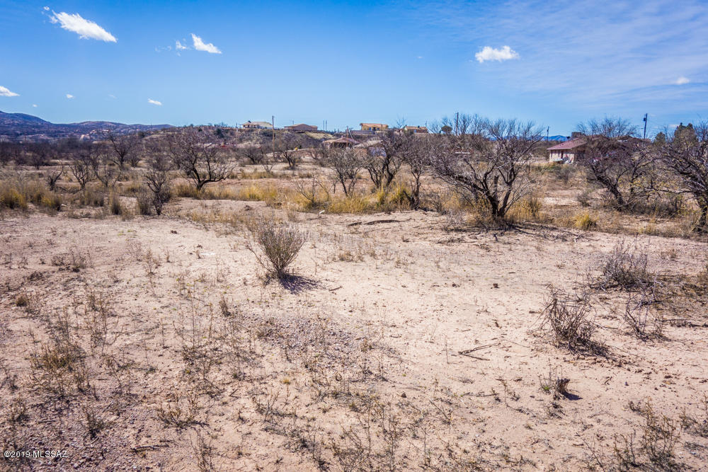 279 Bola Court, Unit 50 Rio Rico, AZ 85648 - Photo 3 of 5
