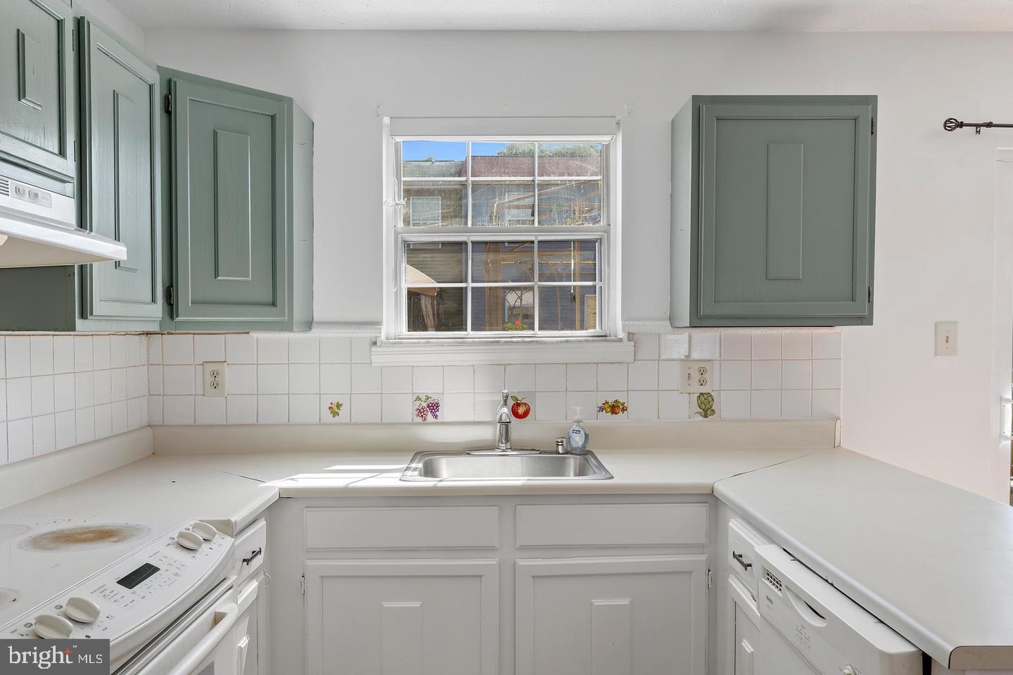 4027 Issacs Road Middle River, MD 21220 - Photo 12 of 23