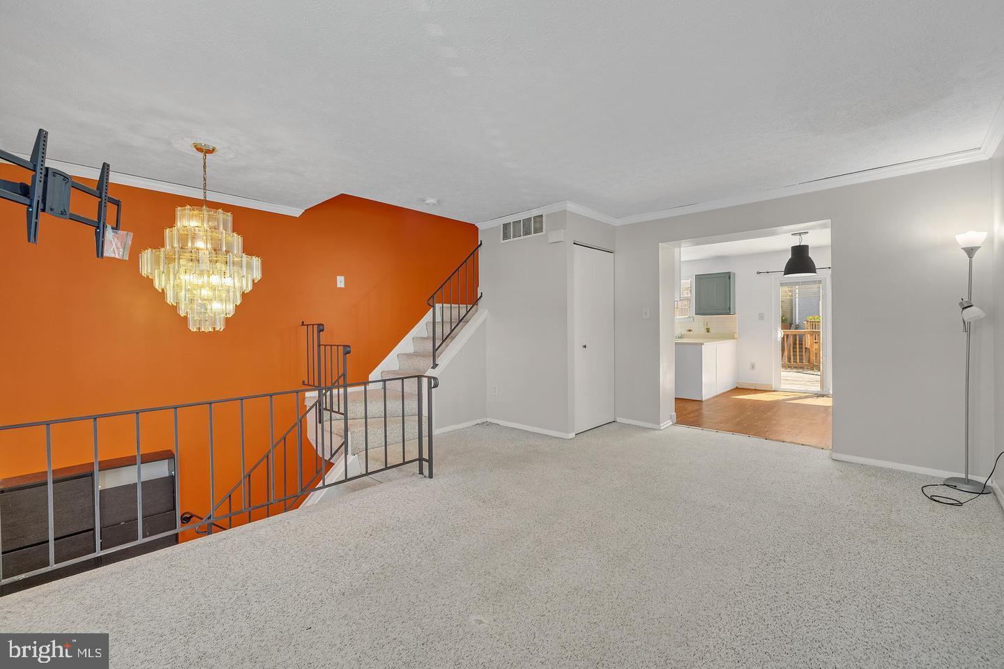 4027 Issacs Road Middle River, MD 21220 - Photo 5 of 23