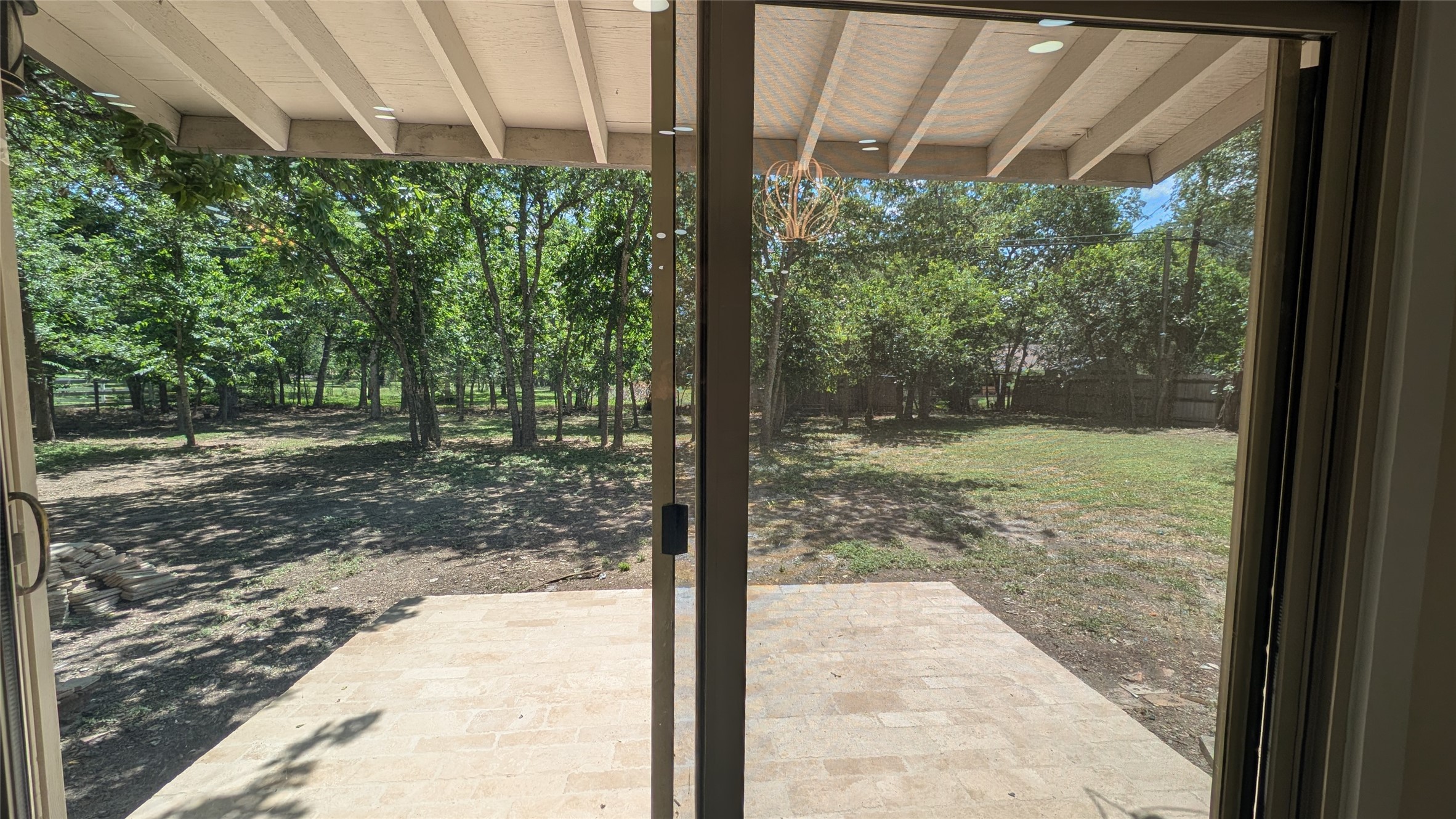 11811 Sleepy Hollow Road Manchaca, TX 78652 - Photo 25 of 31 a view of a yard with porch