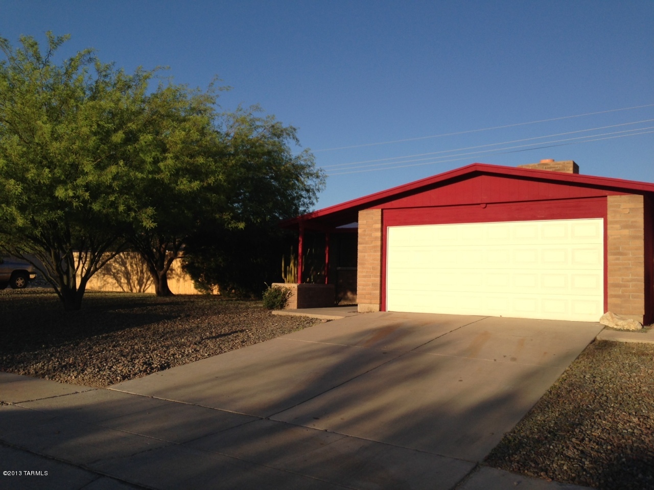 6736 North Galaxy Road Tucson, AZ 85741 - Photo 2 of 24 Gallery Image 2
