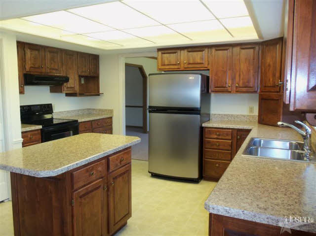 5719 Sherington Road Fort Wayne, IN 46814 - Photo 13 of 30