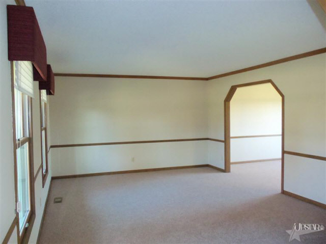 5719 Sherington Road Fort Wayne, IN 46814 - Photo 10 of 30