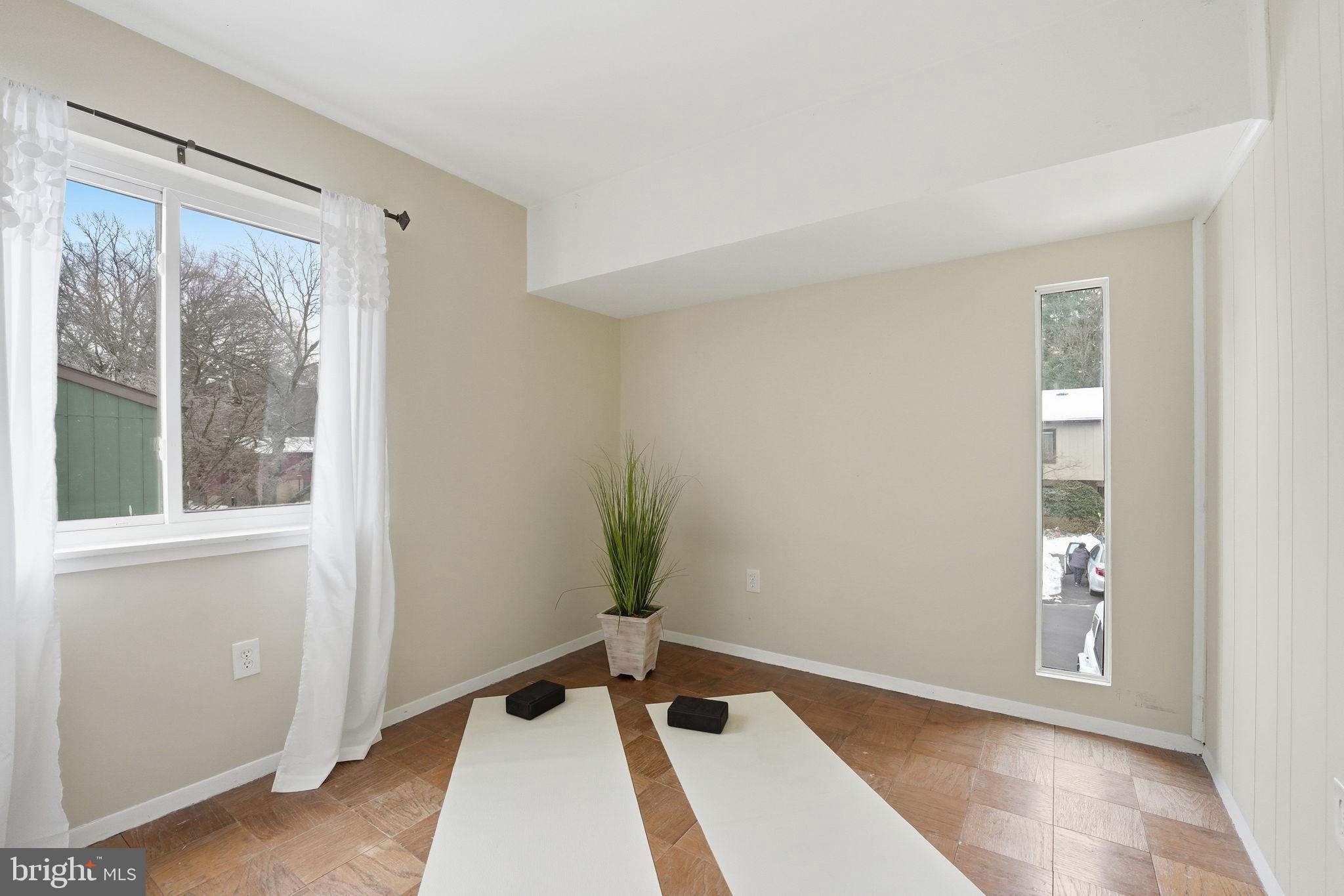 1735 Ivy Oak Square, Unit 7 Reston, VA 20190 - Photo 23 of 37 BR 3