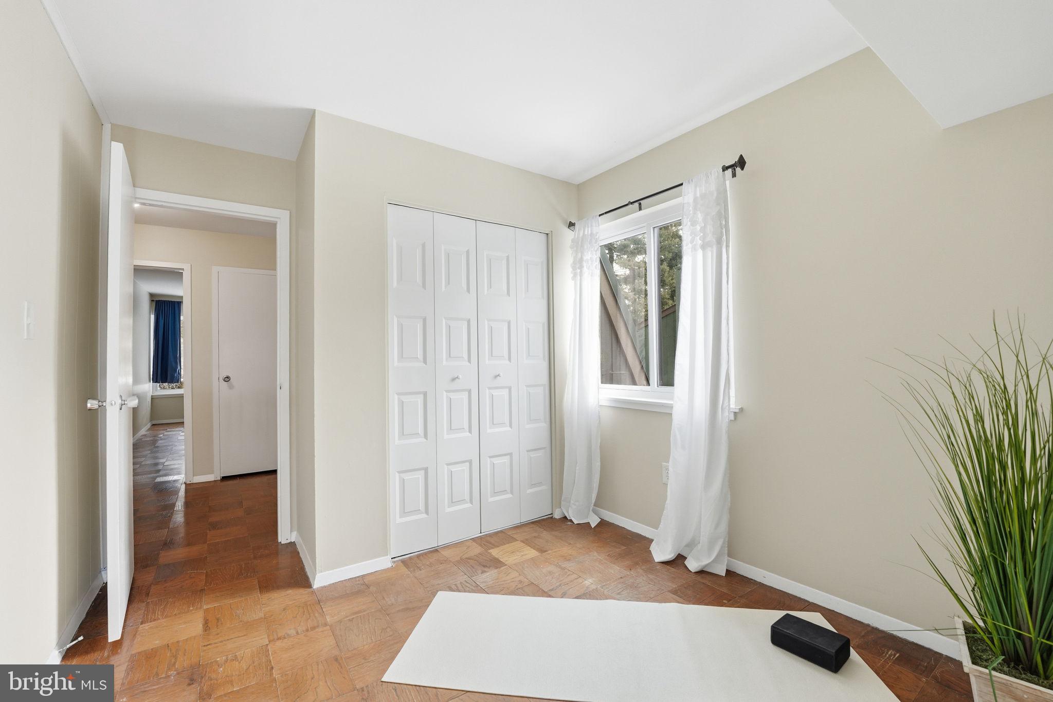 1735 Ivy Oak Square, Unit 7 Reston, VA 20190 - Photo 24 of 37 BR 4