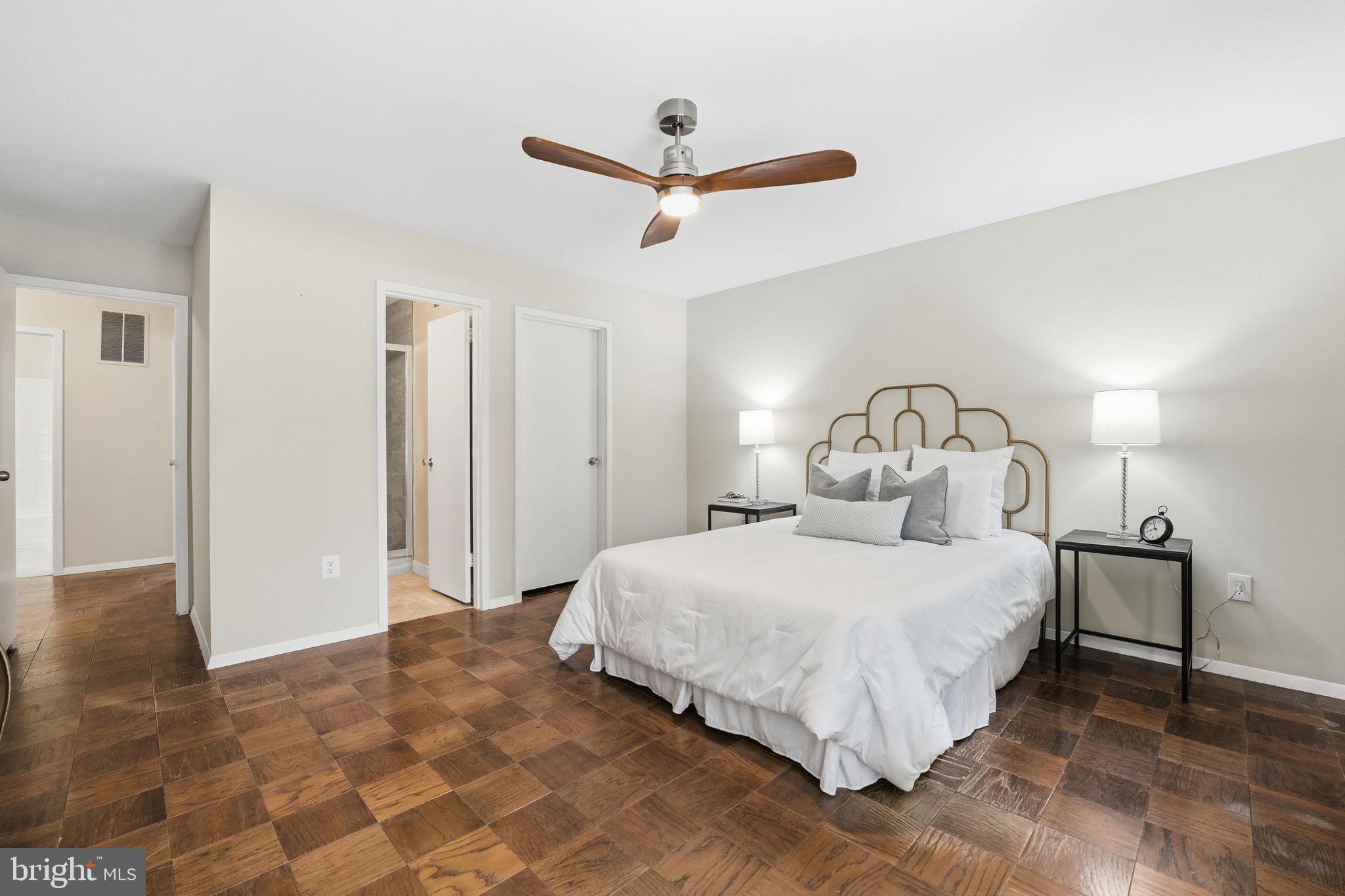 1735 Ivy Oak Square, Unit 7 Reston, VA 20190 - Photo 31 of 37 Ensuite Primary