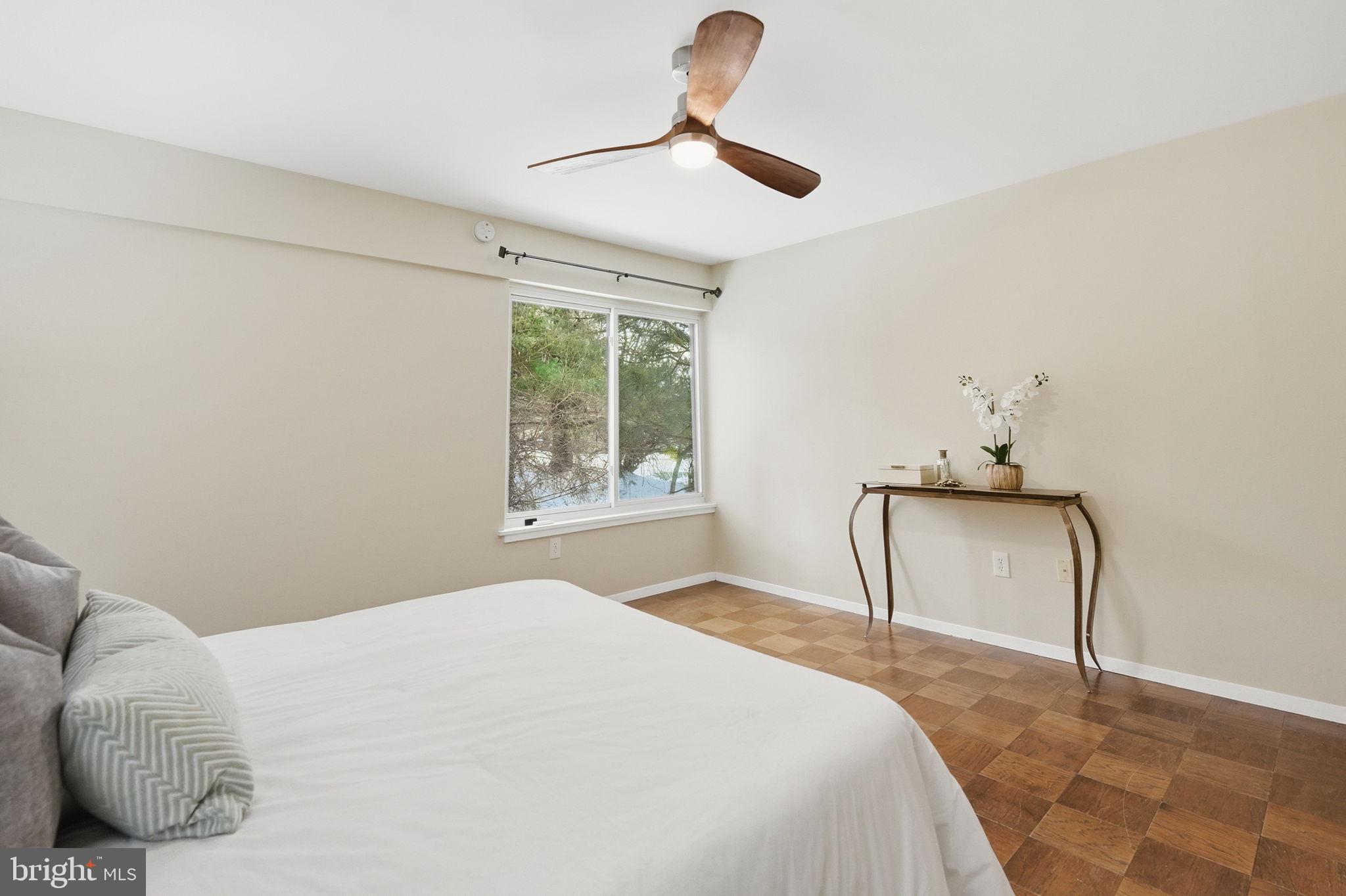 1735 Ivy Oak Square, Unit 7 Reston, VA 20190 - Photo 32 of 37 Primary with Ceiling fan