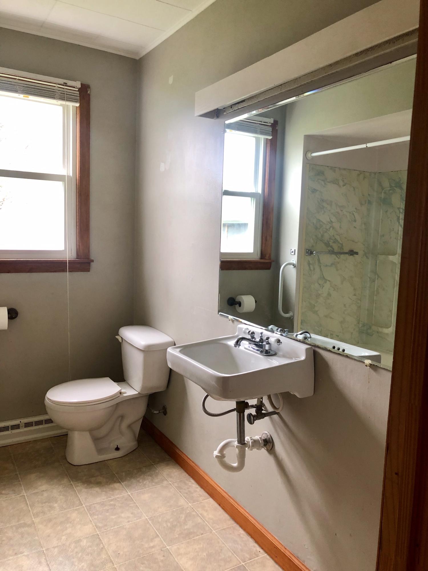 68 Lee Road Lincoln, ME 04457 - Photo 13 of 37 Bathroom (1)