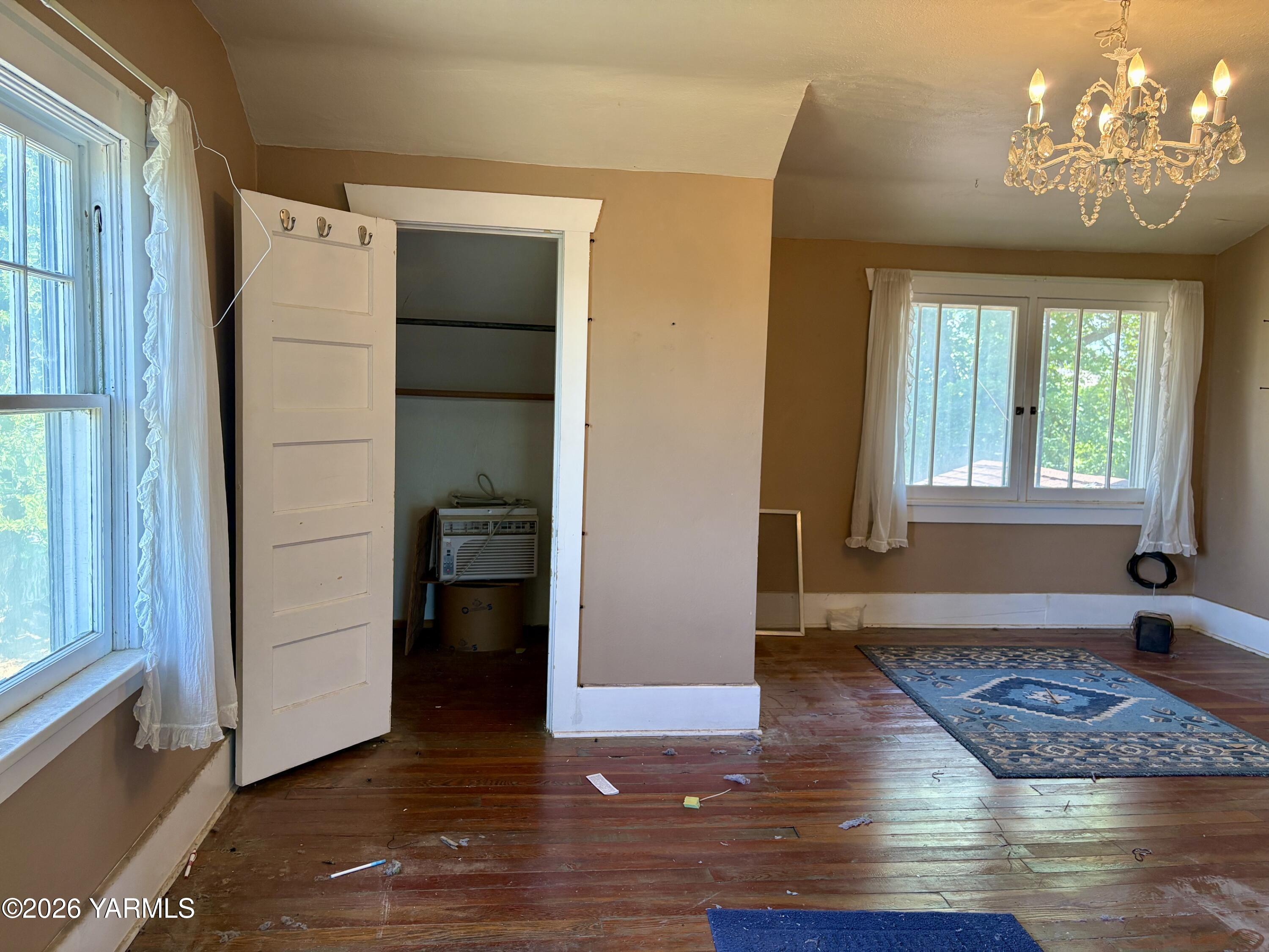 2870 Progressive Road Wapato, WA 98951 - Photo 18 of 32 Bedroom 1 - Upstairs