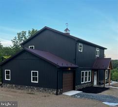 495 Mesner Road Berkeley Springs, WV 25411 - Photo 2 of 21