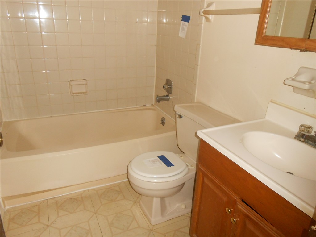 5778 Waynegate Road Huber Heights, OH 45424 - Photo 35 of 38