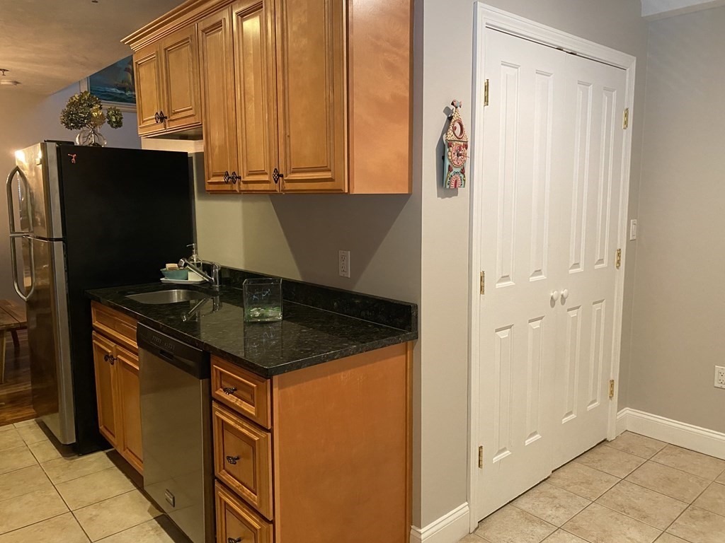 164 Main Street, Unit 9 Rowley, MA 01969 - Photo 5 of 31