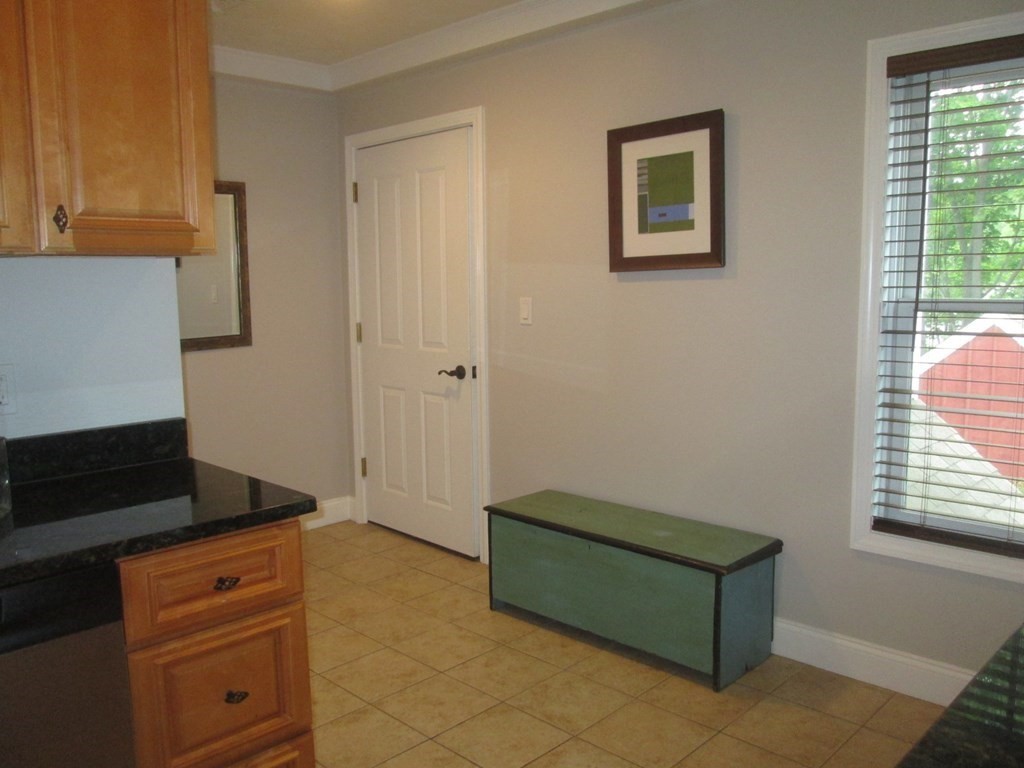 164 Main Street, Unit 9 Rowley, MA 01969 - Photo 6 of 31