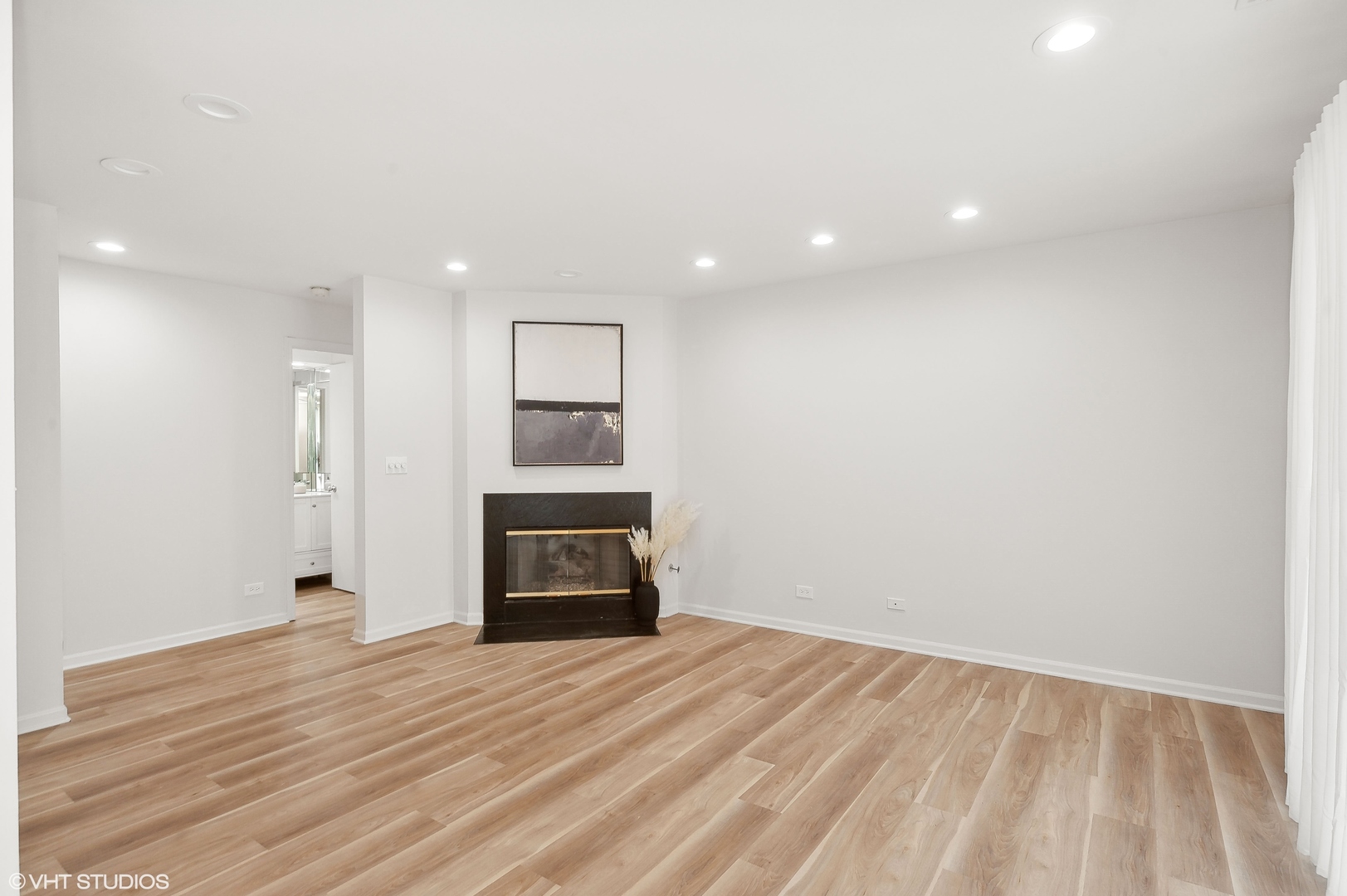 350 East Dundee Road, Unit 110 Buffalo Grove, IL 60089 - Photo 7 of 13 Gallery Image 7