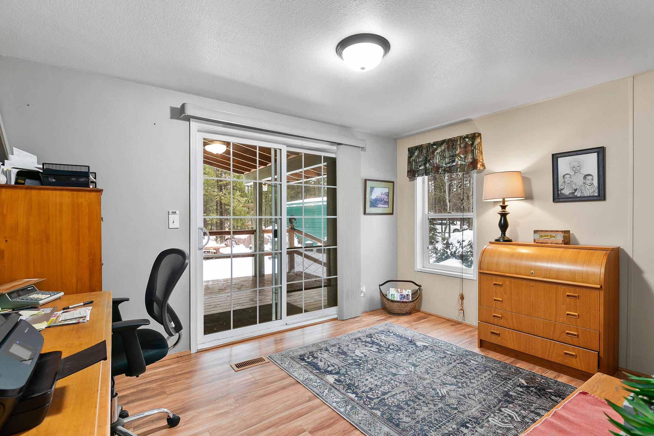 17064 Hermosa Road Bend, OR 97707 - Photo 9 of 16 2020_12_15_17064_hermosa_rd-16