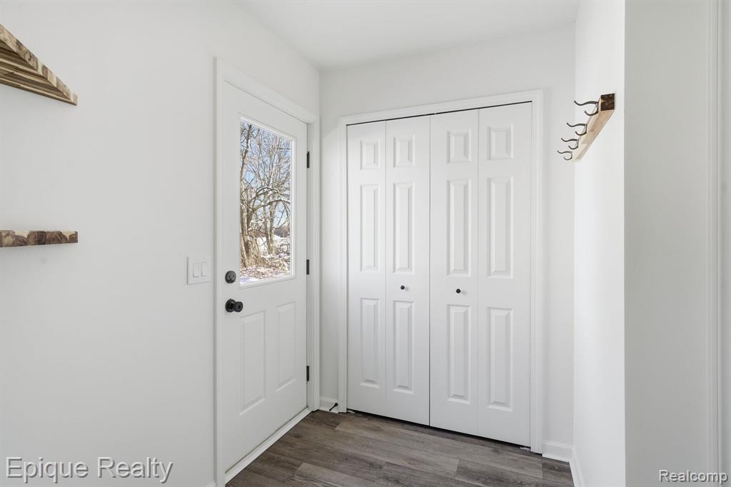 8680 Oak Hill Road Clarkston, MI 48348 - Photo 24 of 52 Gallery Image 24