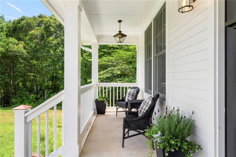 7600 Barnes Road Palmetto, GA 30268 - Photo 4 of 37 a view of a balcony with furniture