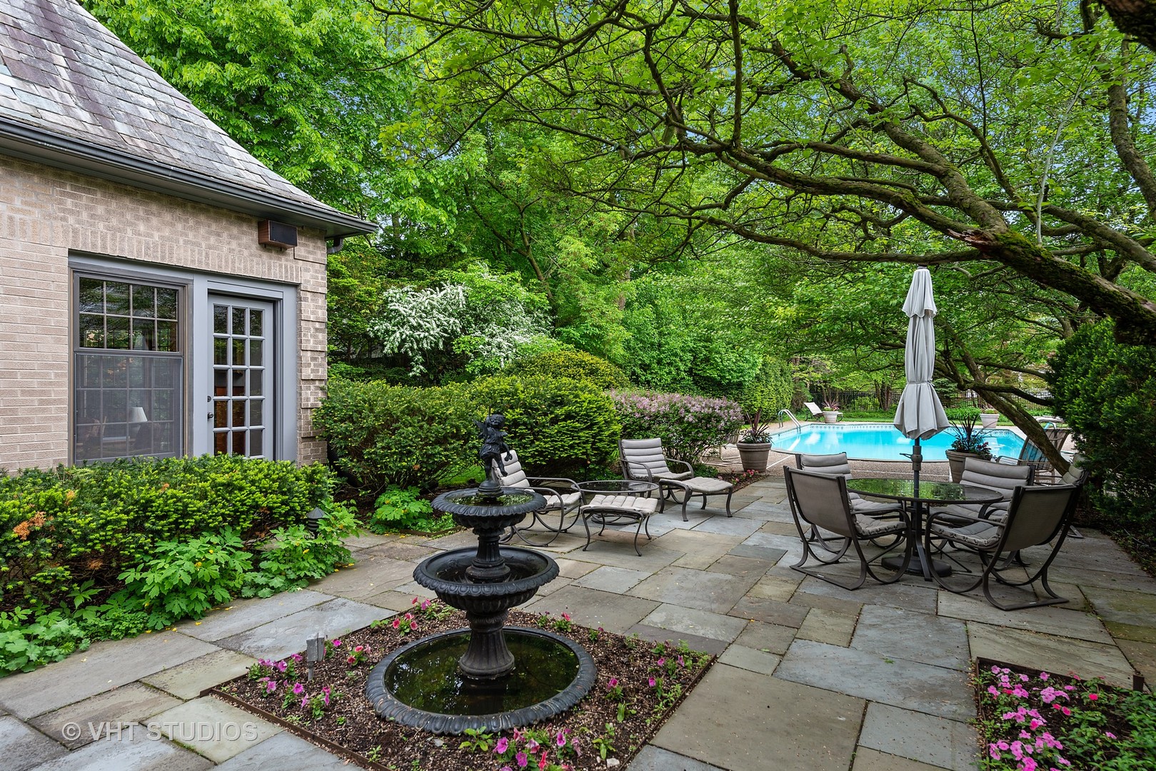 1041 Locust Road Wilmette, IL 60091 - Photo 24 of 31