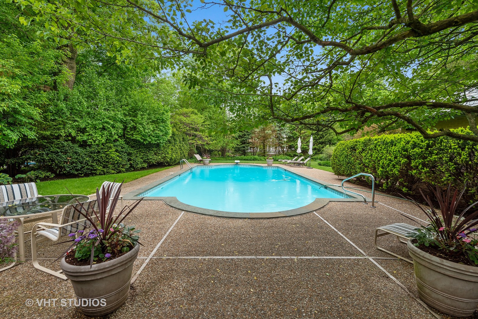 1041 Locust Road Wilmette, IL 60091 - Photo 27 of 31