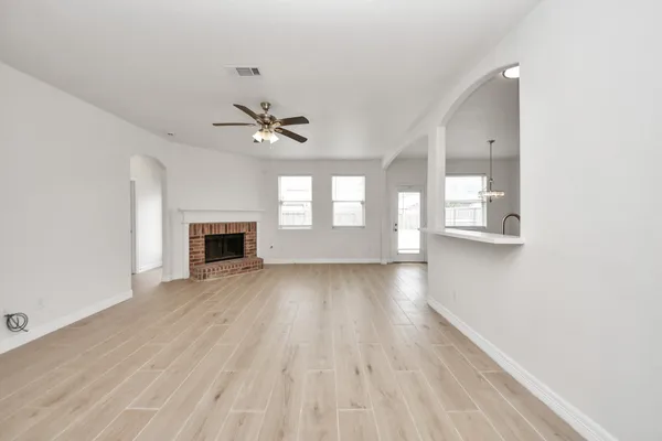 $339,990 | 7925 Diamond Oak Drive, Texas City, TX 77591