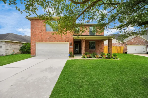 $339,990 | 7925 Diamond Oak Drive, Texas City, TX 77591