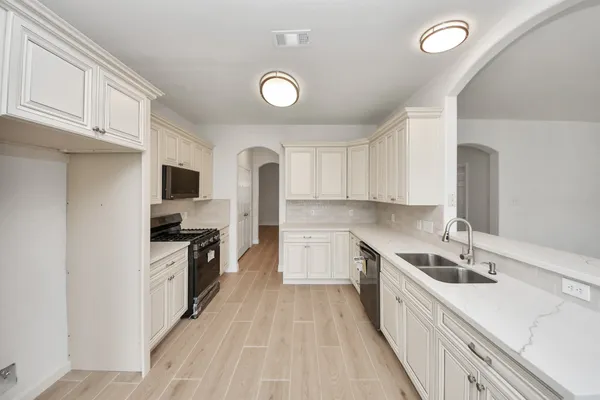 $339,990 | 7925 Diamond Oak Drive, Texas City, TX 77591