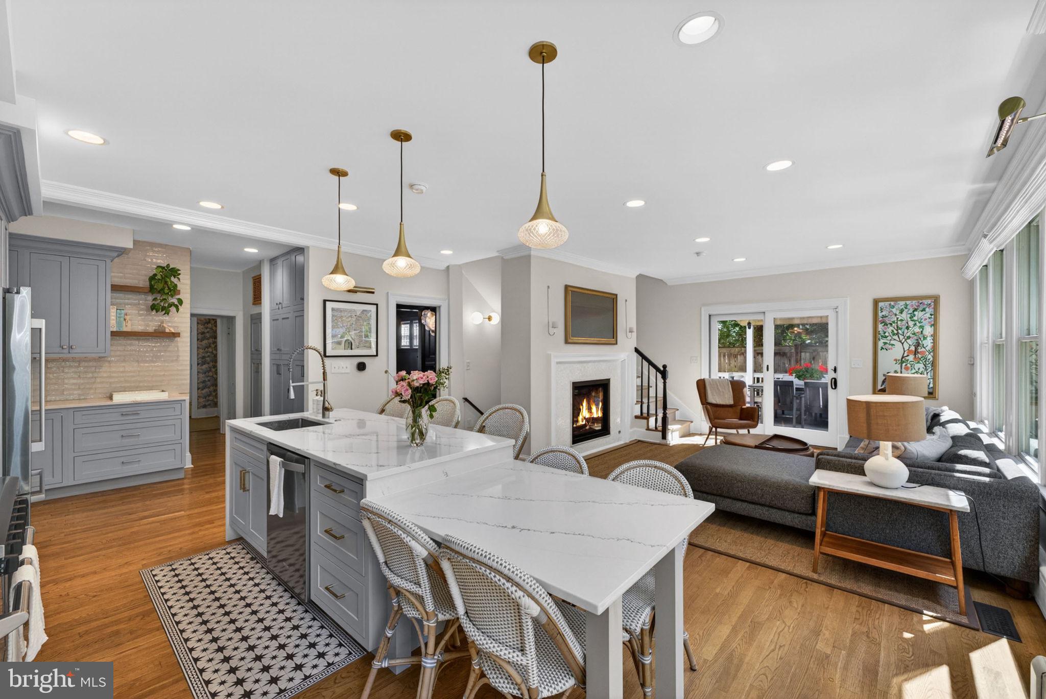 3920 Ingomar Street Northwest Washington, DC 20015 - Photo 24 of 71 Quartz island and built in table