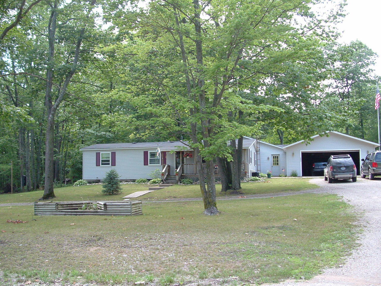 2053 Bennett Road Cheboygan, MI 49721 - Photo 1 of 23 Gallery Image 1