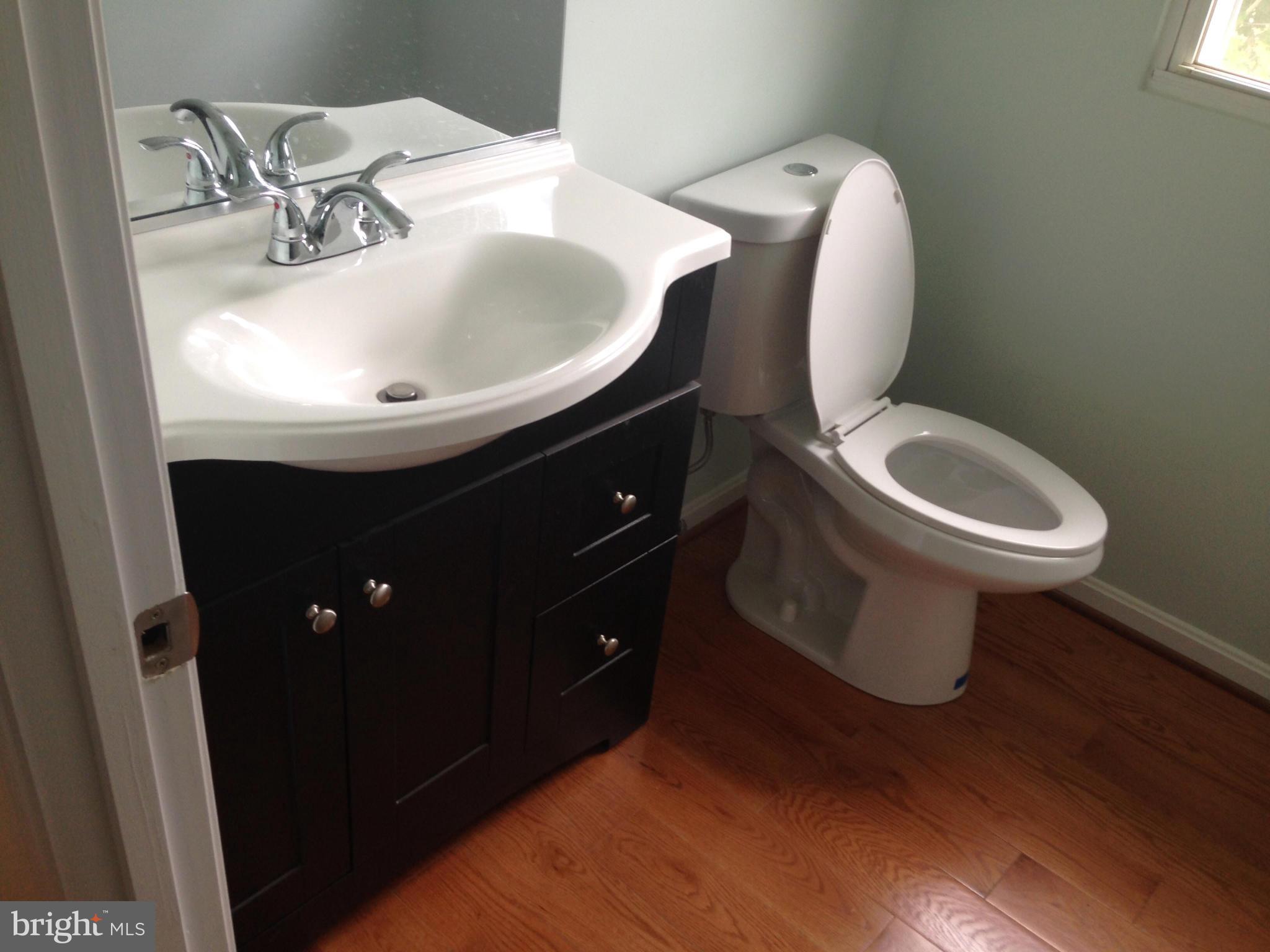 802 Nursery Road Linthicum, MD 21090 - Photo 19 of 30 Bath
