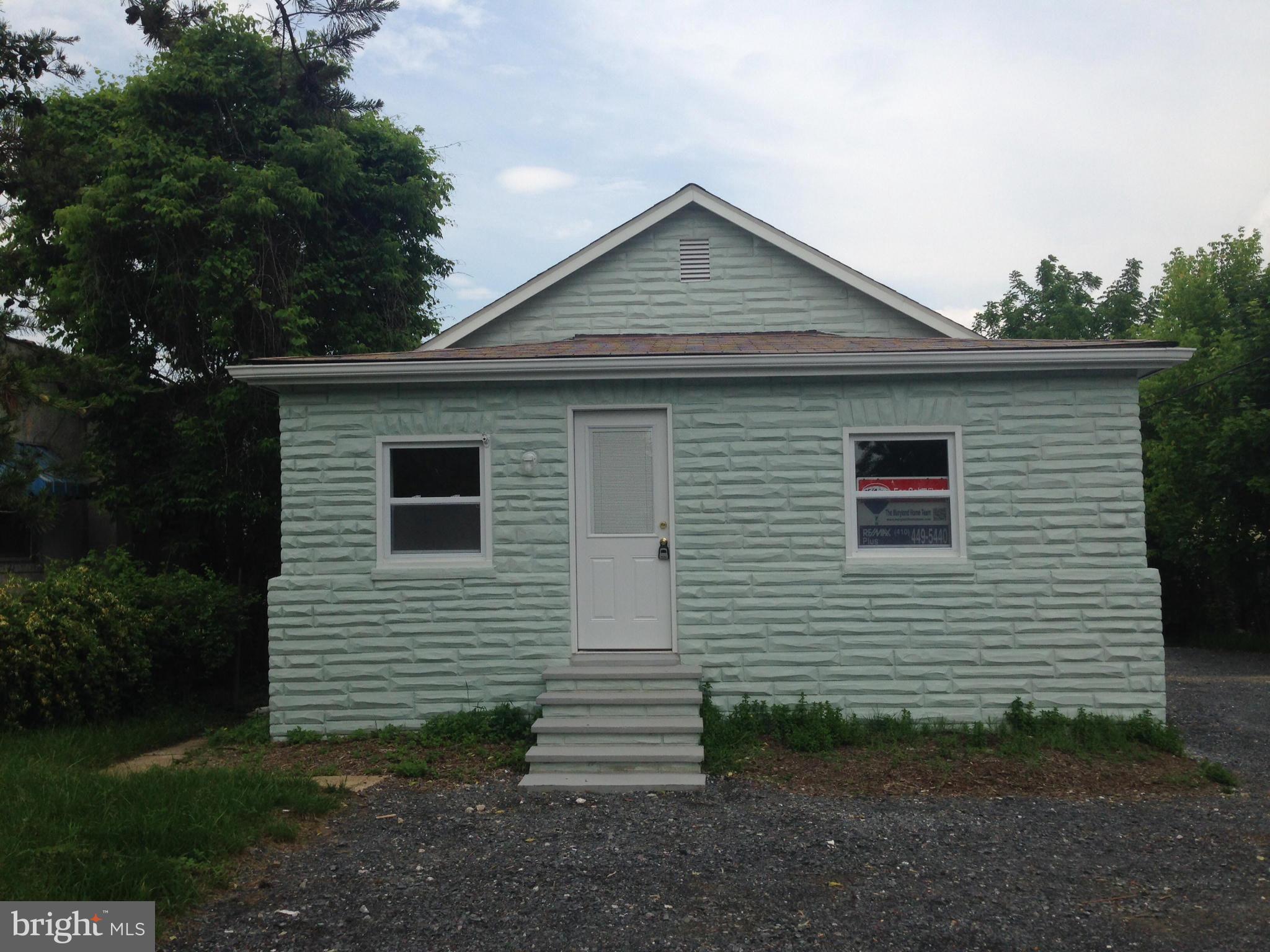 802 Nursery Road Linthicum, MD 21090 - Photo 3 of 30 Exterior (Front)