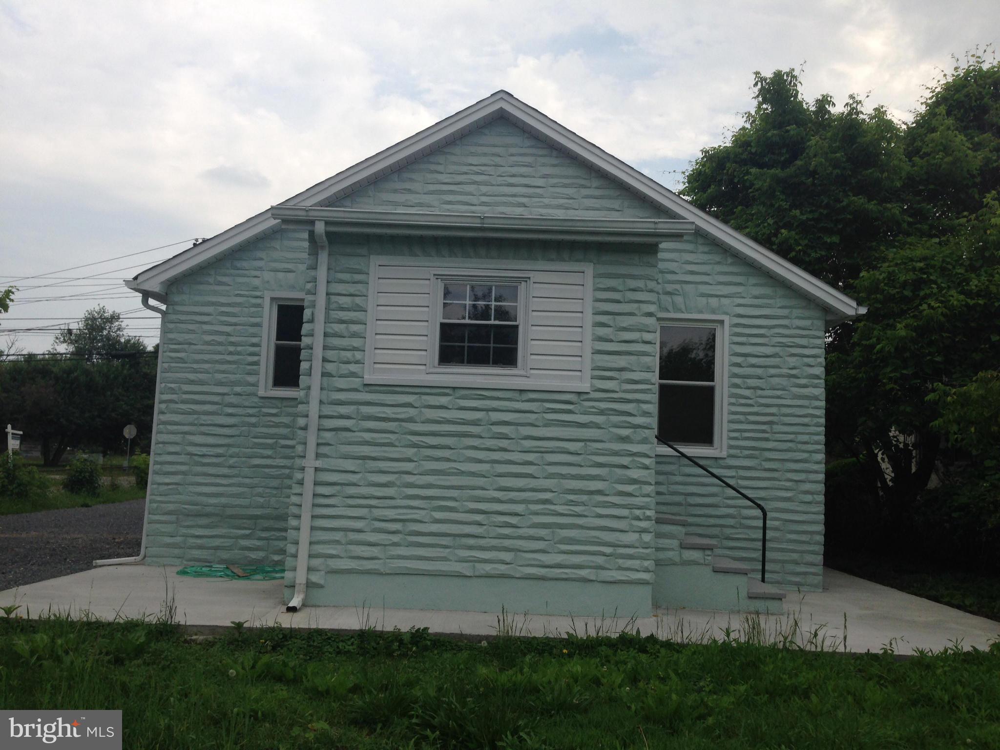 802 Nursery Road Linthicum, MD 21090 - Photo 9 of 30 Exterior (Rear)