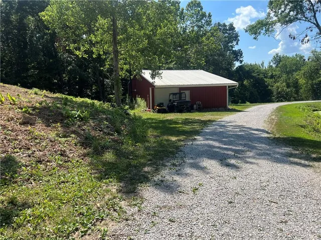 $485,000 | 36987 West 63rd Street, Camden, MO 64017