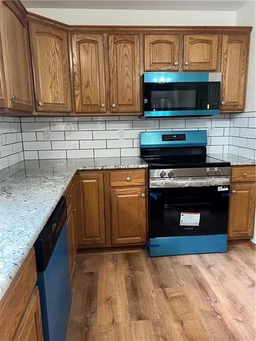 $485,000 | 36987 West 63rd Street, Camden, MO 64017