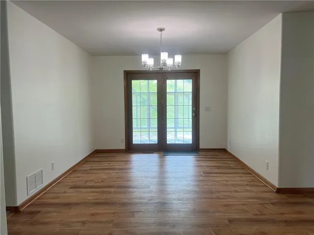 $485,000 | 36987 West 63rd Street, Camden, MO 64017