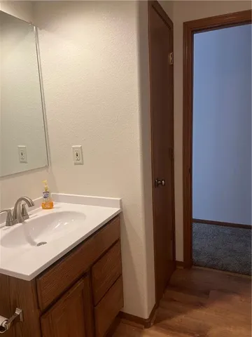 $485,000 | 36987 West 63rd Street, Camden, MO 64017