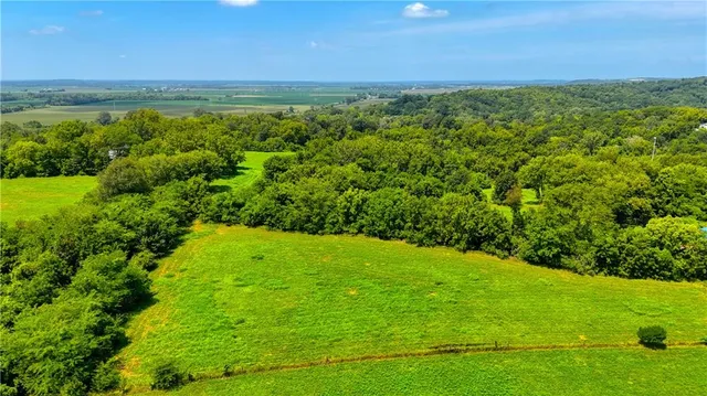 $485,000 | 36987 West 63rd Street, Camden, MO 64017