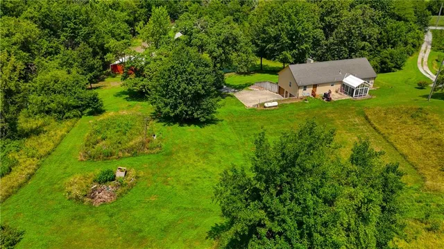 $485,000 | 36987 West 63rd Street, Camden, MO 64017