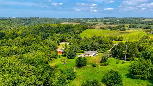 $485,000 | 36987 West 63rd Street, Camden, MO 64017