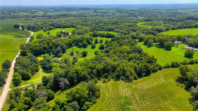 $485,000 | 36987 West 63rd Street, Camden, MO 64017