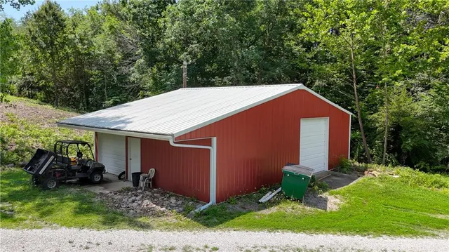 $485,000 | 36987 West 63rd Street, Camden, MO 64017